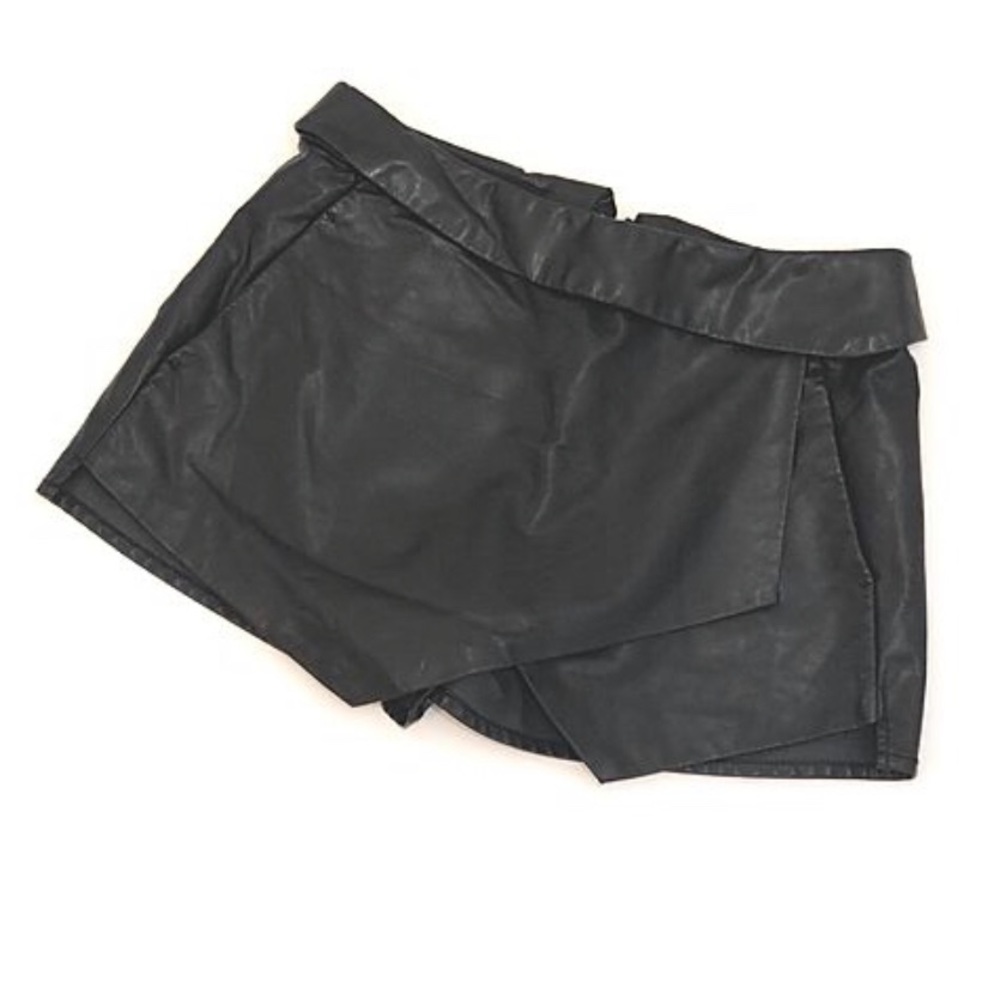 TALULA VEGAN SKORT